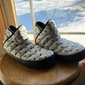 The North Face Women’s THERMOBALL™ Traction Booties